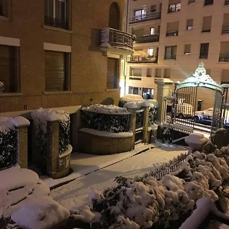 Apartment Petit Luxe A La Francaise - Paris A 15' Des Champs Elysees