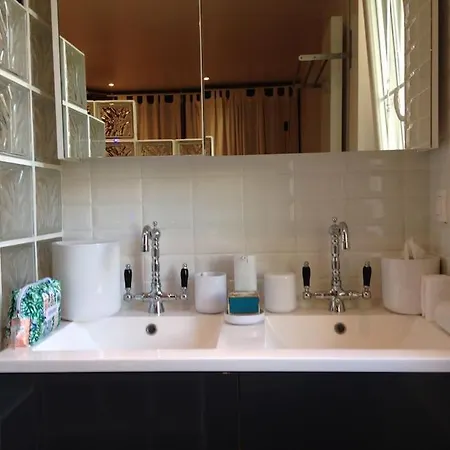 Petit Luxe A La Francaise - Paris A 15' Des Champs Elysees Levallois-Perret
