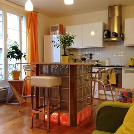 Petit Luxe A La Francaise - Paris A 15' Des Champs Elysees